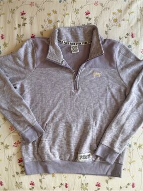 PINK Victoria's Secret Size M Lavender Quarter-Zip Pullover